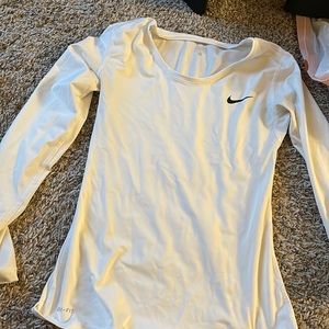 Nike pro size medium